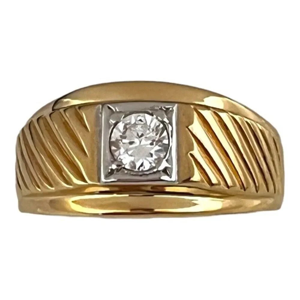 Vintage 1970s Ring Size 13 CZ Solitaire Textured Gold Plated Band - 14O